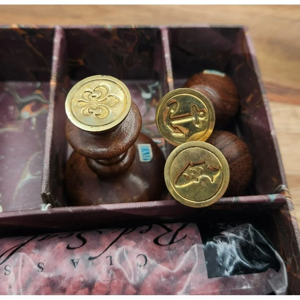 AUTHENTIC MODELS Victorian Seals & Sealing Wax Set Wood Brass + 12 Extra Wax